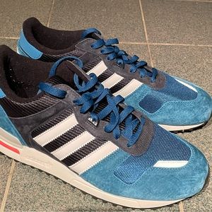 New Adidas mens sneakers